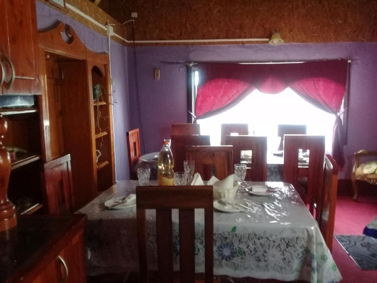 Hostal Y Cabanas Peumayen プエルト・グアダル エクステリア 写真